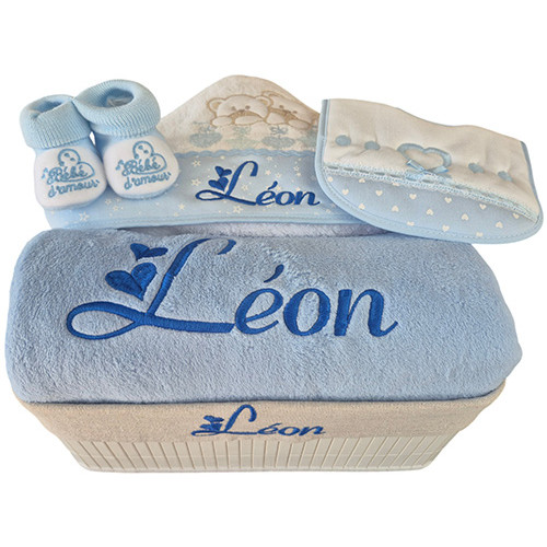 Corbeille cadeau naissance personnalisé