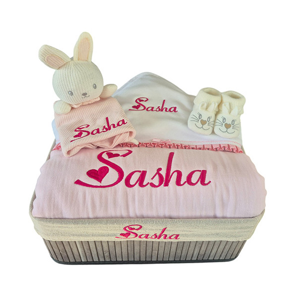 Corbeille cadeau naissance personnalisé