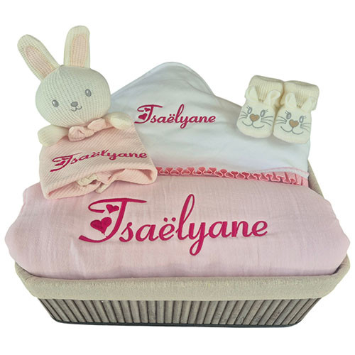 Corbeille cadeau naissance personnalisé