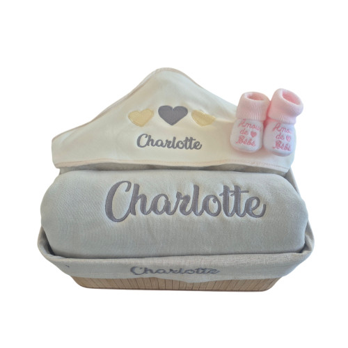 Corbeille cadeau naissance personnalisée