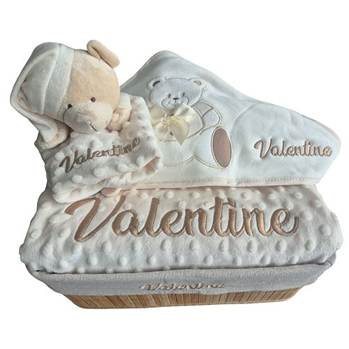 Corbeille cadeau naissance personnalisé