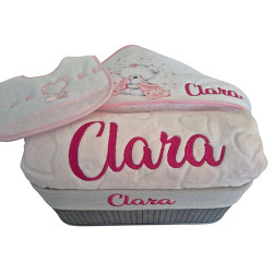 Corbeille cadeau naissance personnalisé