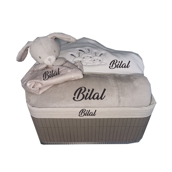 Corbeille cadeau naissance "rêve de mes parents" personnalisé