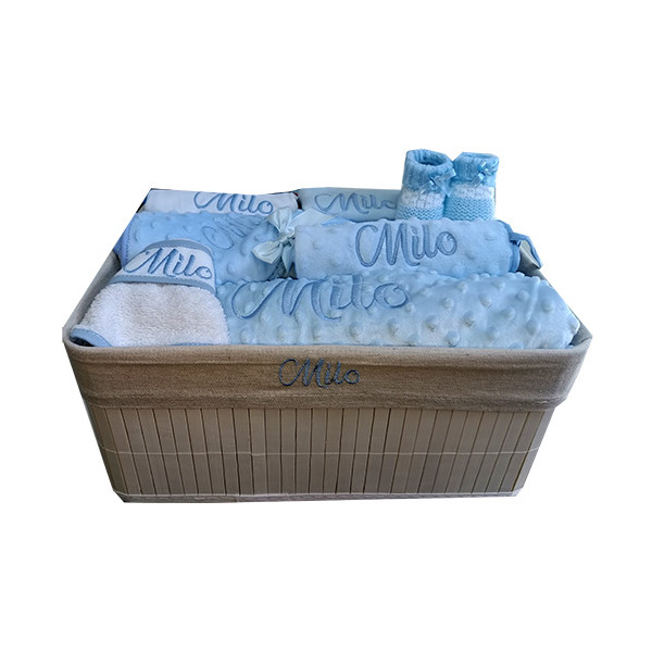 Corbeille cadeau naissance personnalisé