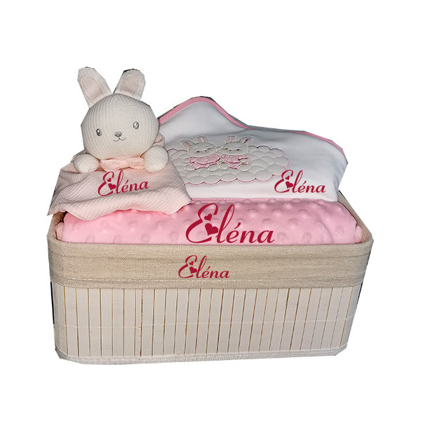 Corbeille cadeau naissance personnalisé
