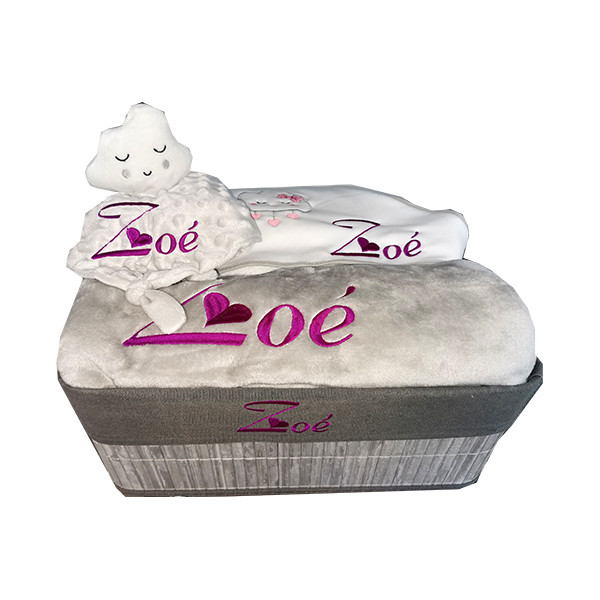 Corbeille cadeau naissance personnalisé