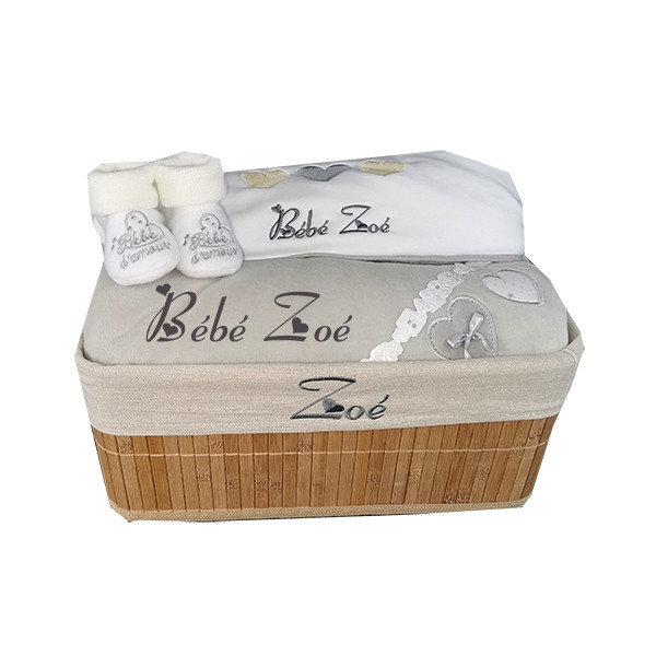 Corbeille cadeau naissance personnalisé
