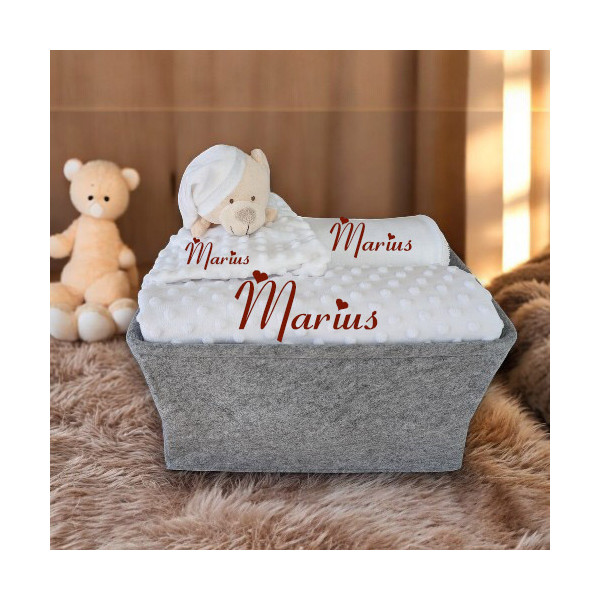 Corbeille cadeau naissance personnalisé